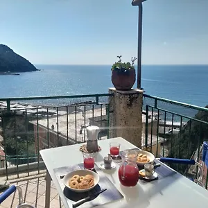  Apartment Michela Sea View