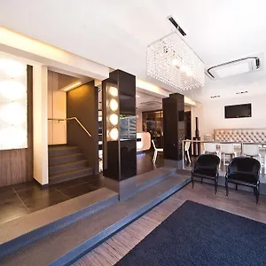 3* Otel Carla